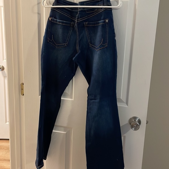 Blue stretchy jeans. Boot leg curvy fit. - Picture 3 of 8